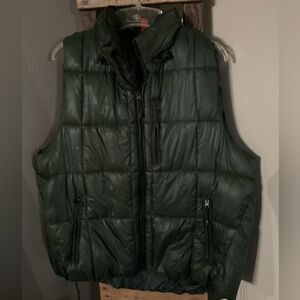 Field & Stream Men’s Dark Green Quilted Vest size xxl